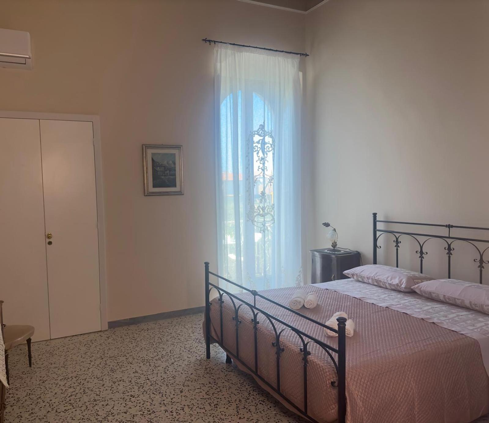 Hotel Residenza Gonzaga Serracapriola Exterior foto