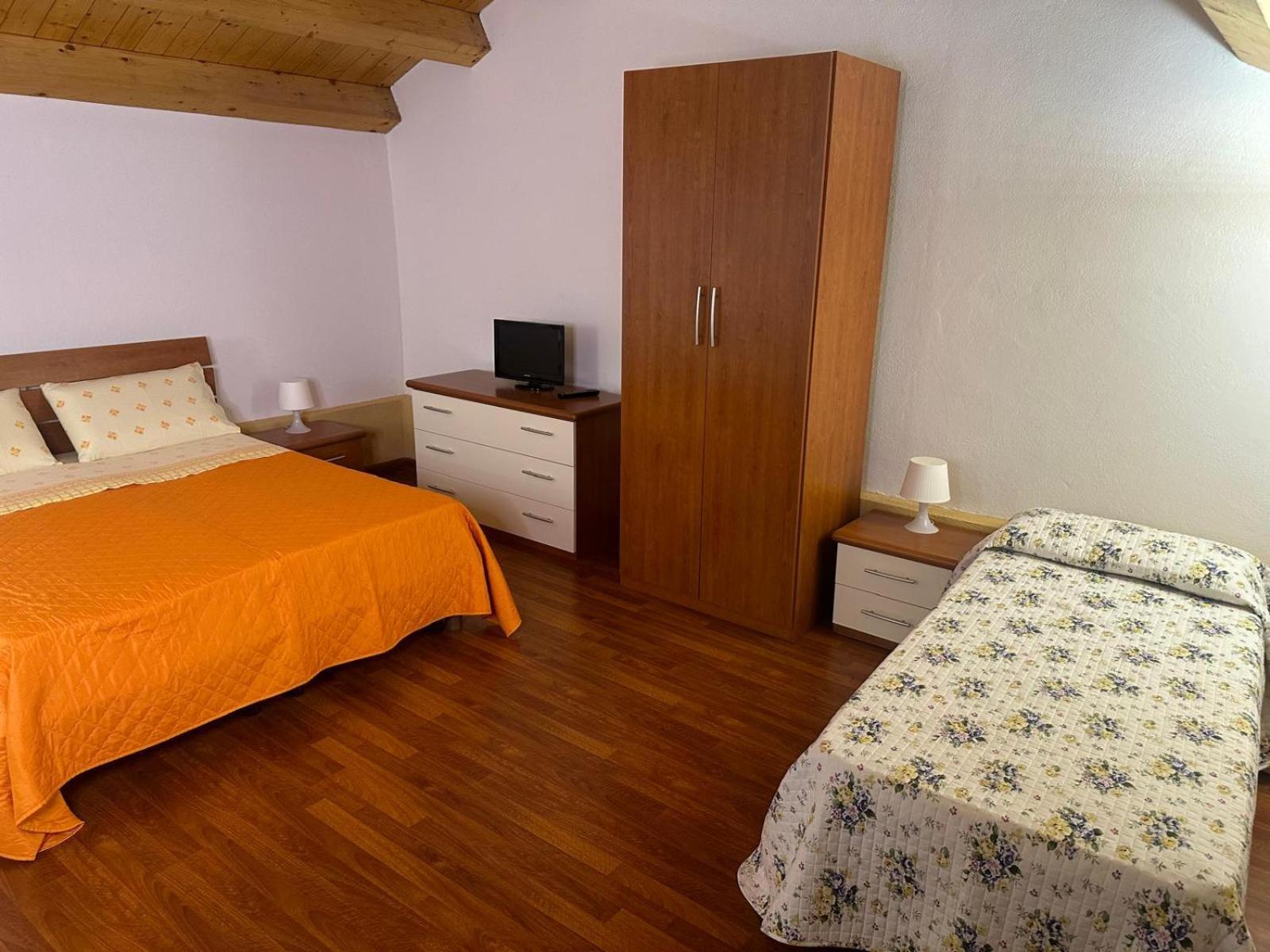 Hotel Residenza Gonzaga Serracapriola Exterior foto
